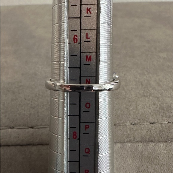 Tanzanite & Sterling Silver Ring Size 7 - Picture 12 of 12